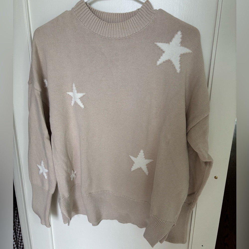 Pistola Beige Sweater with White Stars